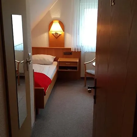 Gasthof-pension Hunaustuben 3*