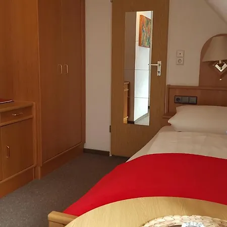 Gasthof-pension Hunaustuben 4*