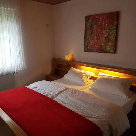 Gasthof-pension Hunaustuben Penzion 3*