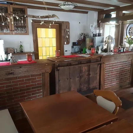 Gasthof-pension Hunaustuben