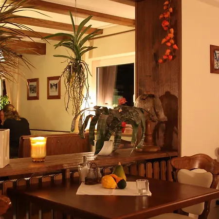 Penzion Gasthof-pension Hunaustuben 3*