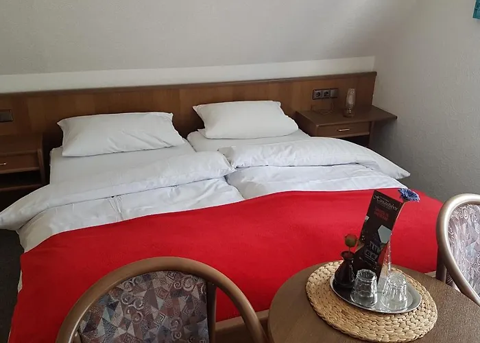 Gasthof-pension Hunaustuben بيت ضيافة 3*