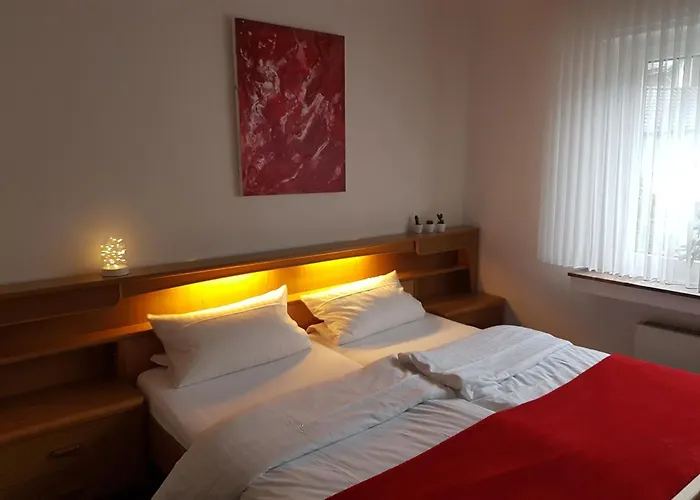 Gasthof-pension Hunaustuben Konukevi